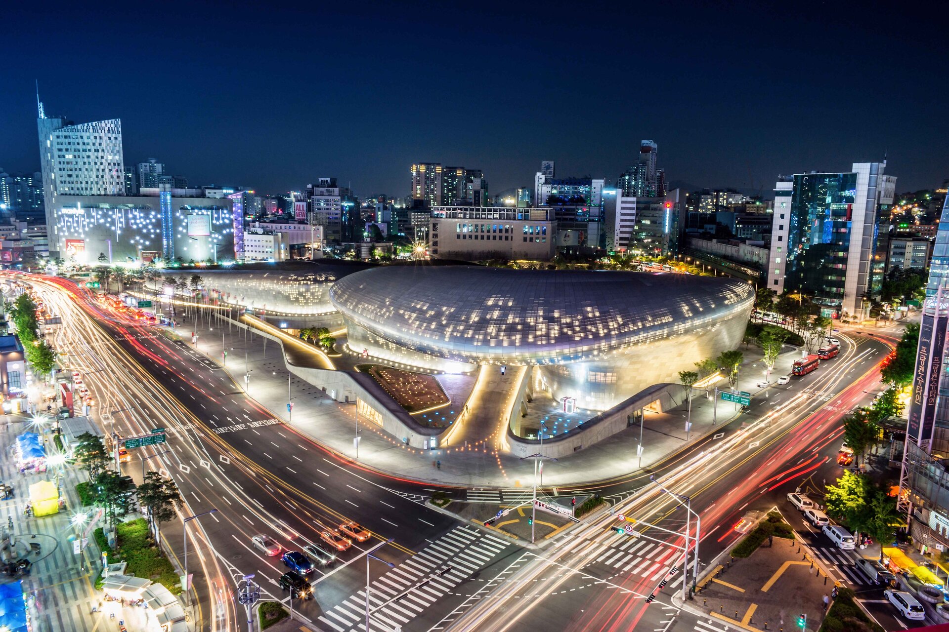 Overview of DDP (Dongdaemun Design Plaza)